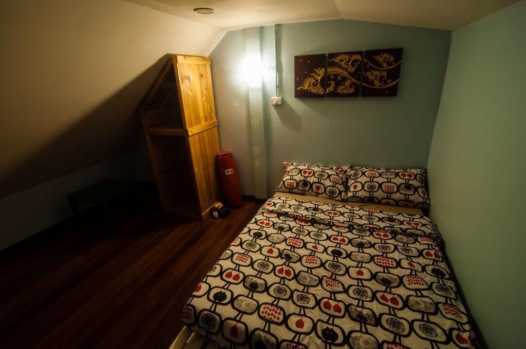 Eat-Ting Hostel Bang Sao Thong Ngoại thất bức ảnh